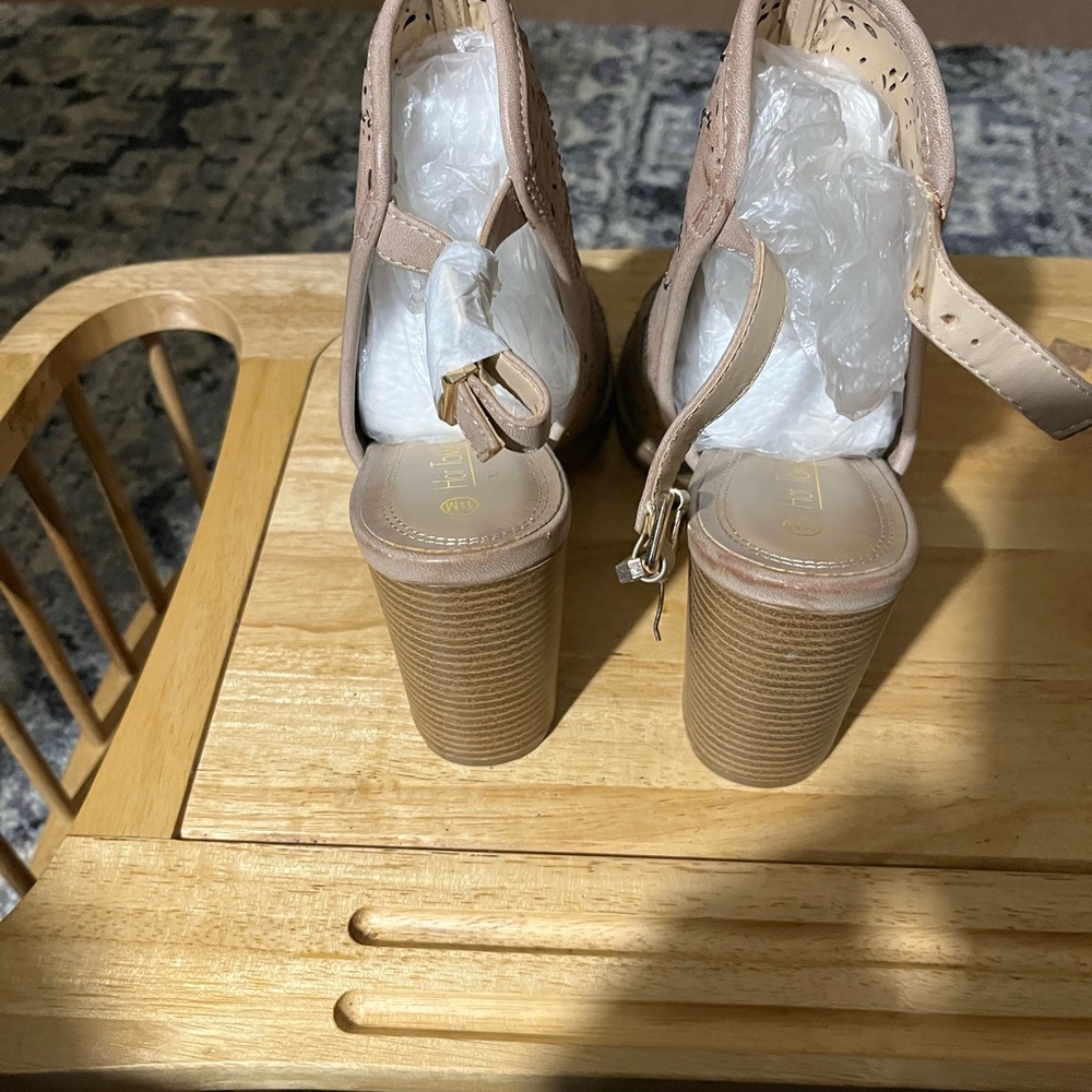 Hot Tomato Beige Peep-Toe Ankle Booties - Picture 4 of 4
